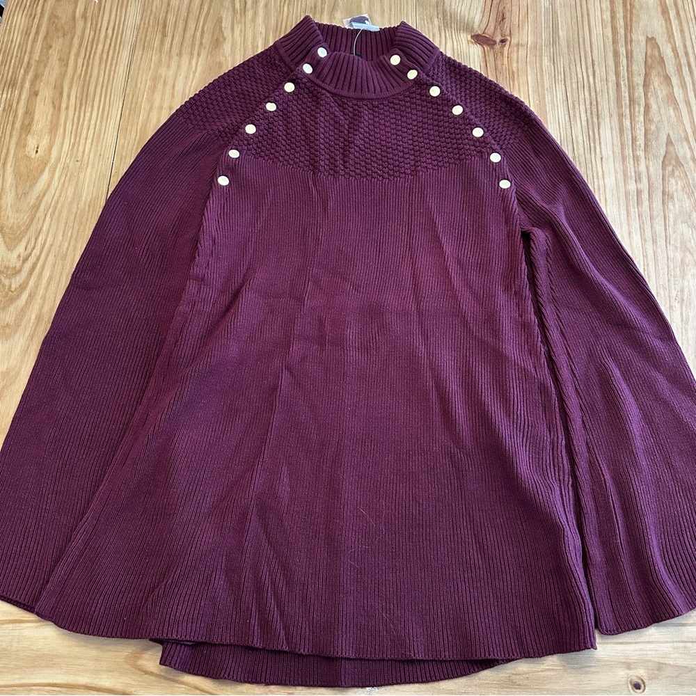 G.I.L.I Burgundy Sweater Poncho Cape with Button Snaps